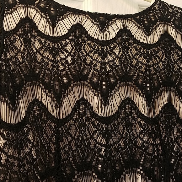 ☘3 for $24☘Black and blush lace dress - Picture 2 of 8